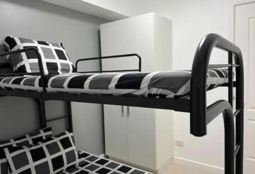침실 2개 아파트, Sleek, Relaxing And Fabulous Home @ Azure