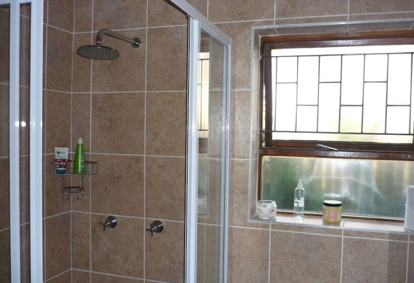 Номер Стандарт, A1 Kynaston Self Catering Or Bed And Breakfast