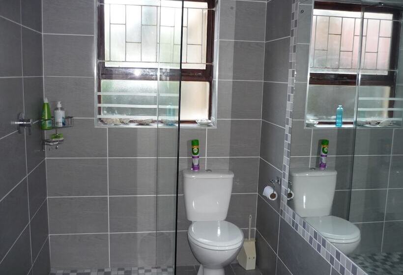 Номер Стандарт, A1 Kynaston Self Catering Or Bed And Breakfast