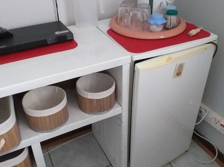 Номер Стандарт, A1 Kynaston Self Catering Or Bed And Breakfast