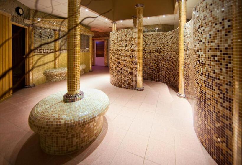 컴포트 스위트, Wellness & Spa Hotel Kaskady