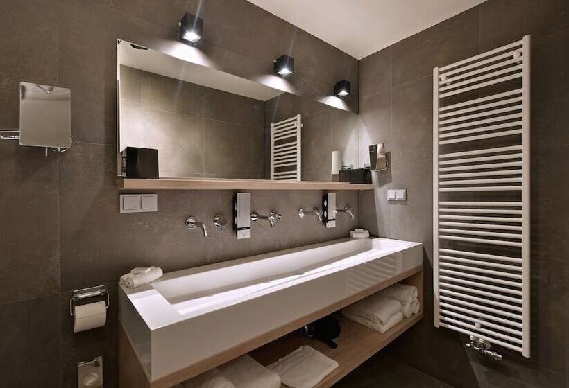 패밀리 룸, Van Der Valk Hotel Groningen Westerbroek
