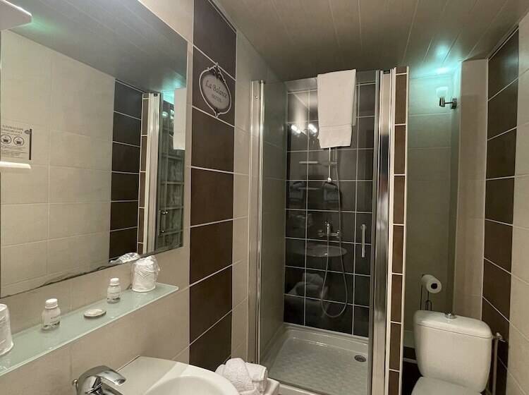 Номер Комфорт, The Originals Boutique, Hôtel De La Balance, Montbéliard