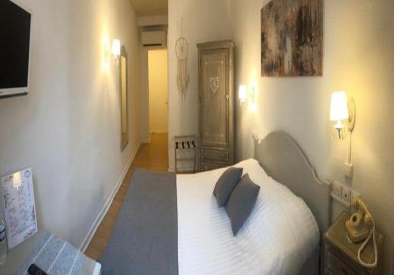 Номер Стандарт, The Originals Boutique, Hôtel De La Balance, Montbéliard