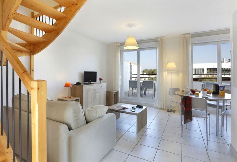 Апартаменты 2 спальни Вид на Бассейн, Vacanceole  Residence Cap Camargue