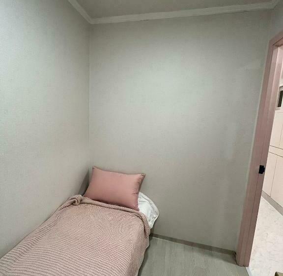 스탠다드 싱글 룸, The Stay Cube House   Female Only
