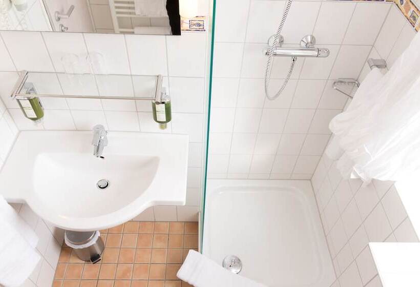 غرفة أساسية فردية, Das Frühstückshotel Büsum