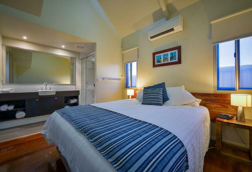 Вилла Deluxe 3 Спальни, Exmouth Escape Resort