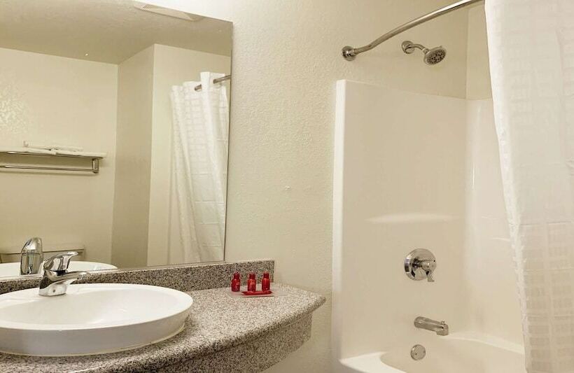 Номер Стандарт 2 Двуспальные Кровати, Surestay Plus Hotel By Best Western Niagara Falls East