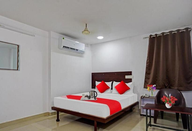 标准间, O Sai Krishna Residency