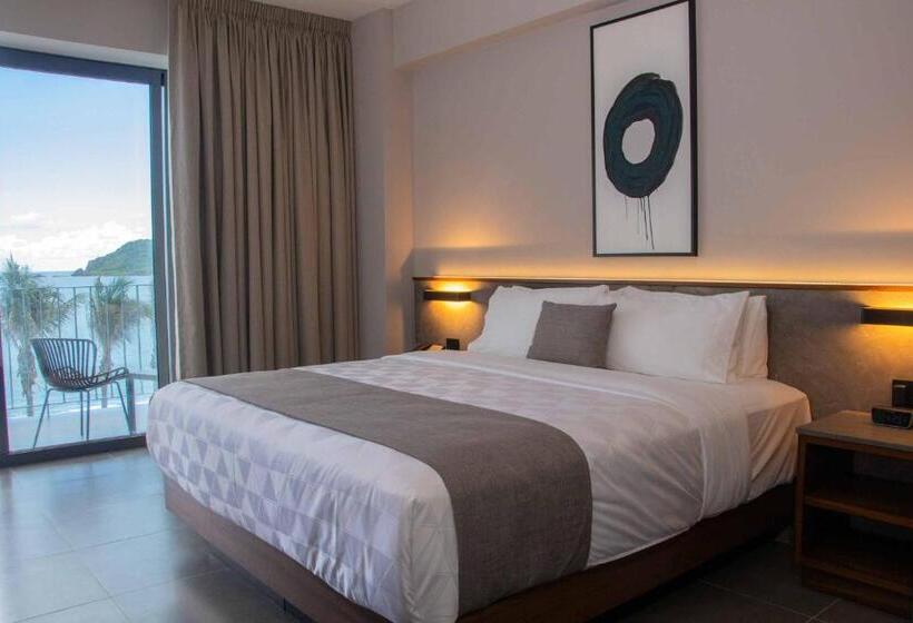 اتاق لوکس با تخت بزرگ, Viaggio Resort Mazatlan