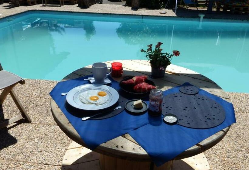 اتاق لوکس, Villa Perran Résidence