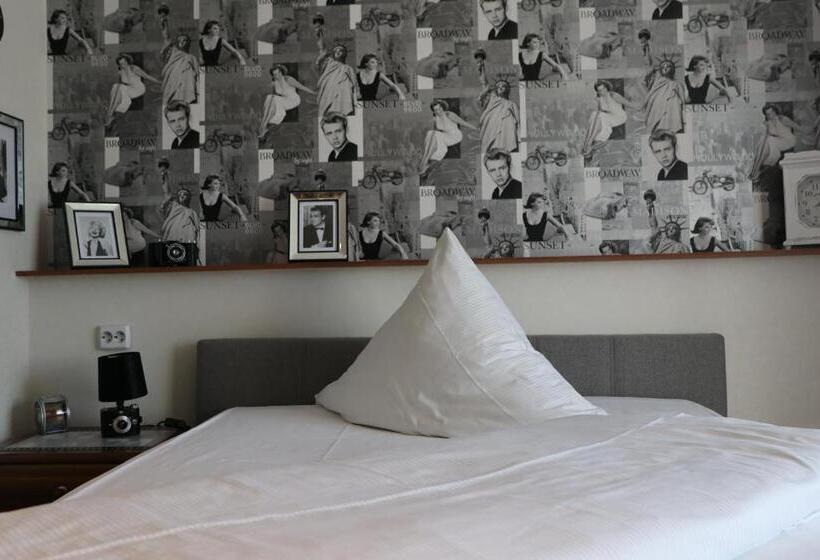 Номер Стандарт Индивидуальный, Boulevardhotel Sängerstadt   Alle Zimmer Klimatisiert
