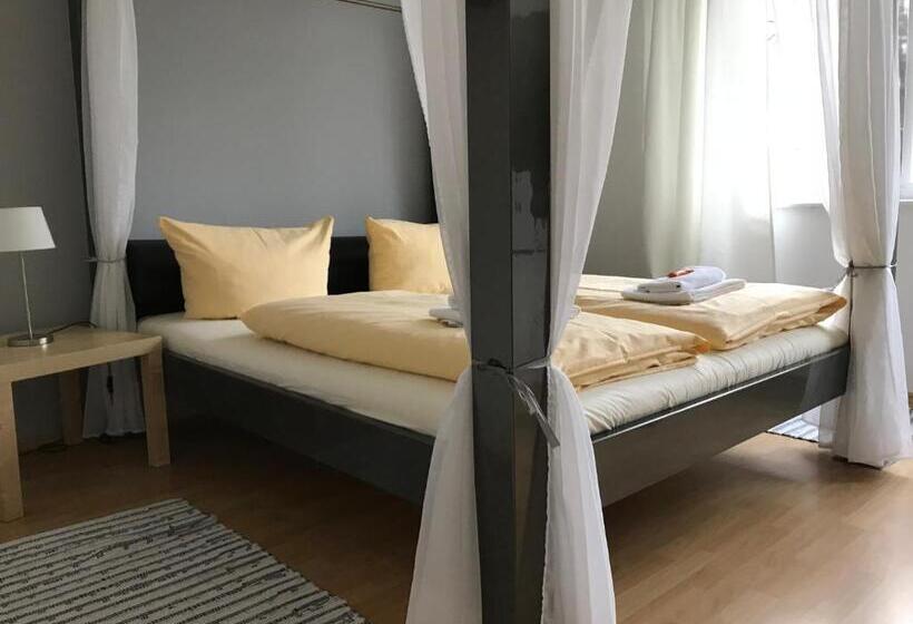 آپارتمان 2 خوابه, Apartments Les Jardins
