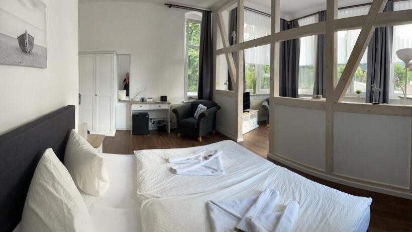 Номер Стандарт с Гостиной, Pension Villa Frohsinn Sellin Auf Rügen