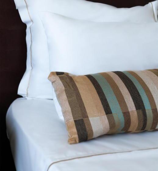 스탠다드 룸, Cronwell Platamon Resort