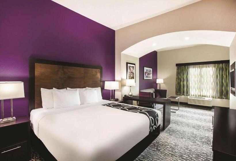이그제큐티브 룸 킹사이즈 침대, La Quinta By Wyndham Baton Rouge Denham Springs
