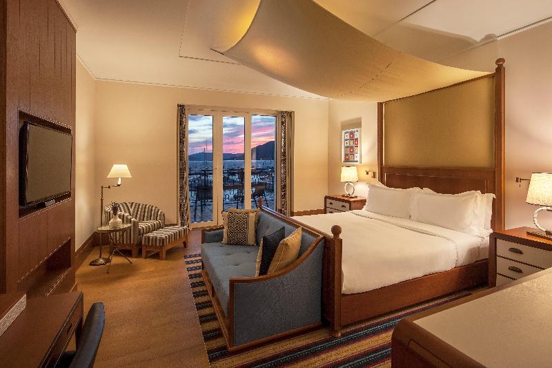 اتاق پرمیوم با چشم‌انداز دریا, Regent Porto Montenegro & Residences