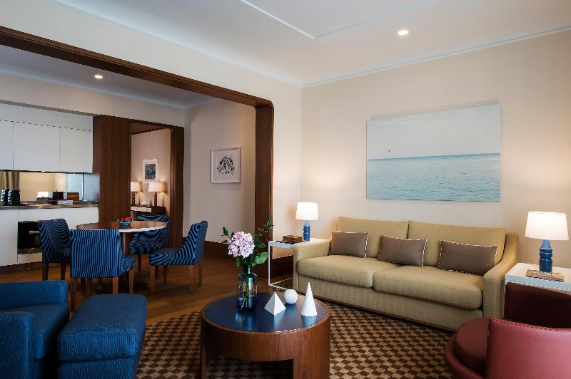 سوییت, Regent Porto Montenegro & Residences