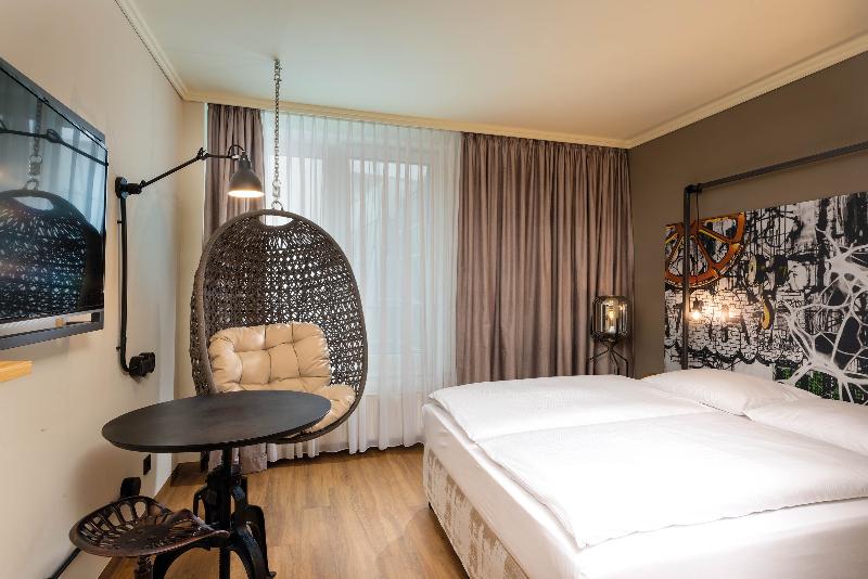 اتاق پرمیوم, Regent Porto Montenegro & Residences