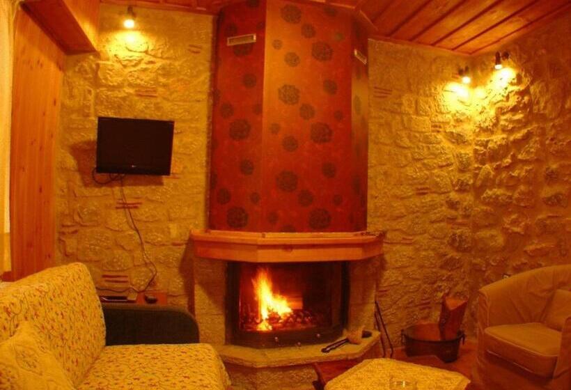 Студия Стандарт, Ariadne Guesthouse