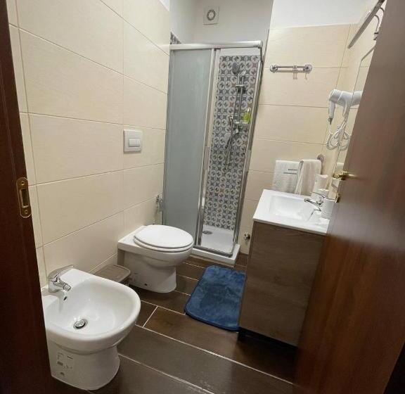 Номер Стандарт, Giorgia House