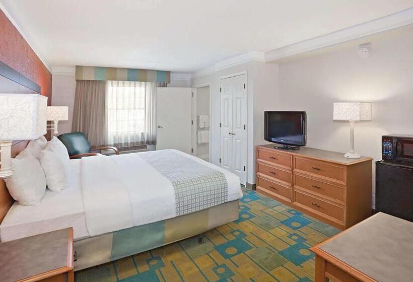 Quarto Deluxe Cama King, Norwood Inn & Suites Merrillville
