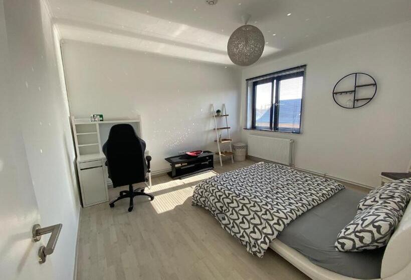 Номер Стандарт, Guesthouse Luis Met Gedeelde Badkamer En Keuken