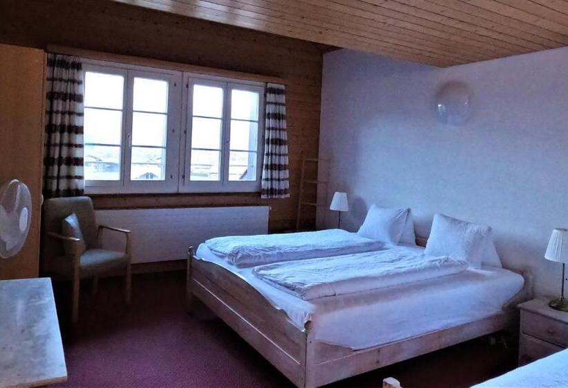 Номер Стандарт Трехместный, Alpenrose Hotel And Gardens