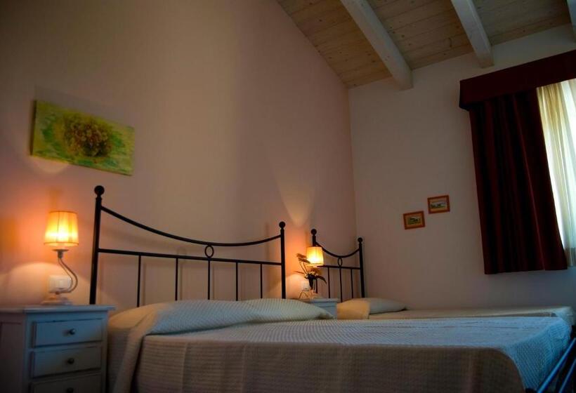 Номер Стандарт, Agriturismo Il Falco
