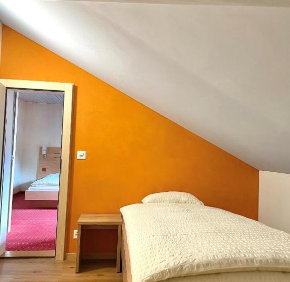 Семейный Номер, Boutique Und Bier Hotel Des Alpes