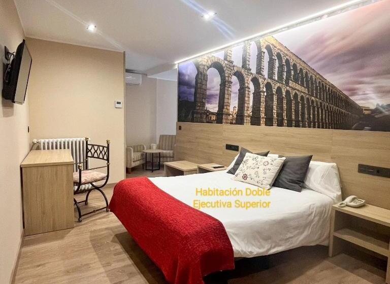 Семейный Номер, Venta Magullo