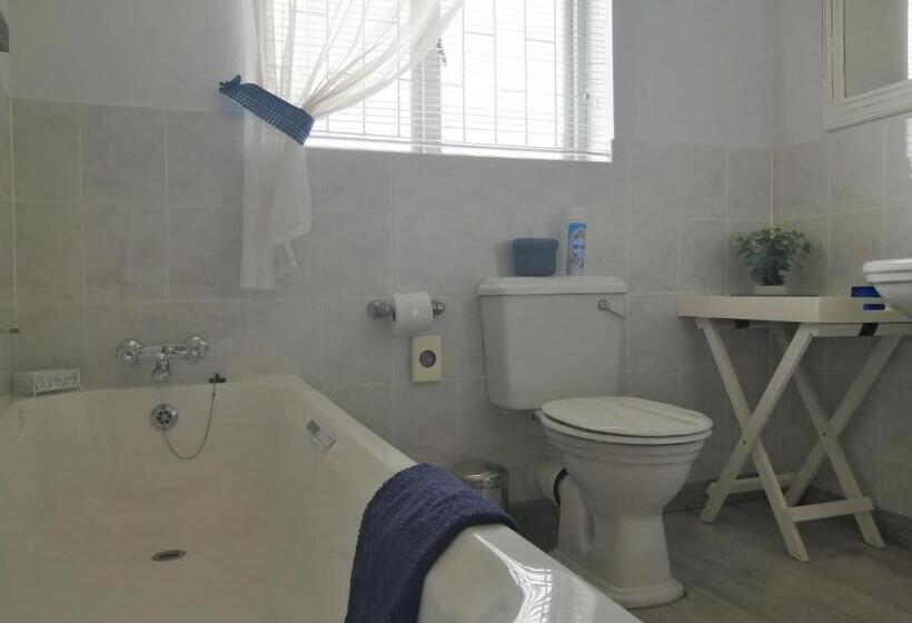 Номер Deluxe Вид на Море, Amzee Bokmakierie Guest House