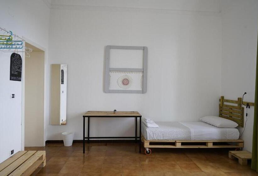 标准间, House Sud Est