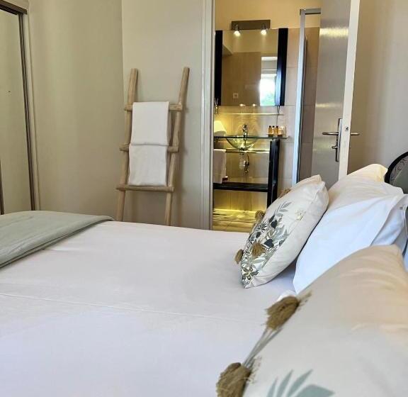 Номер Стандарт, Hôtel Les Vieilles Tours Rocamadour
