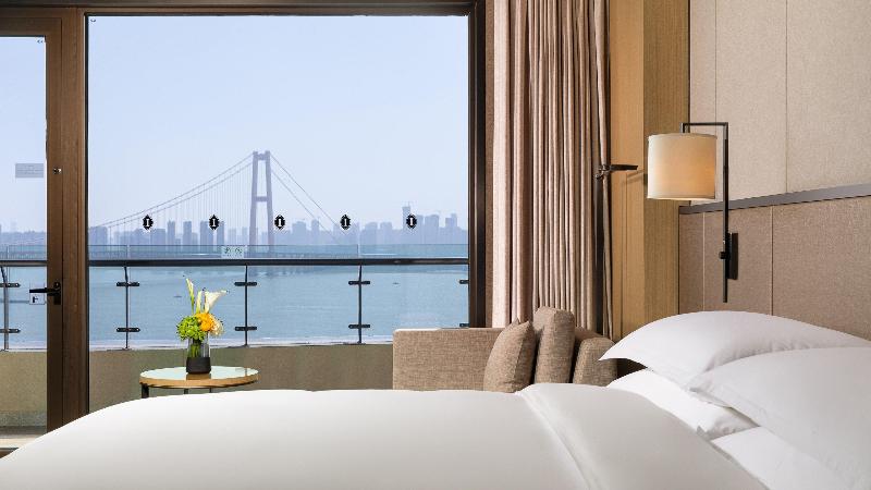 Номер Классика Кровать Кинг, Intercontinental Wuhan By Ihg