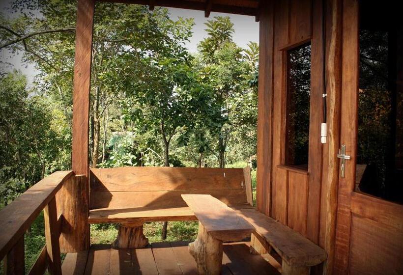 Семейный Номер Вид на Горы, Nature Lodge
