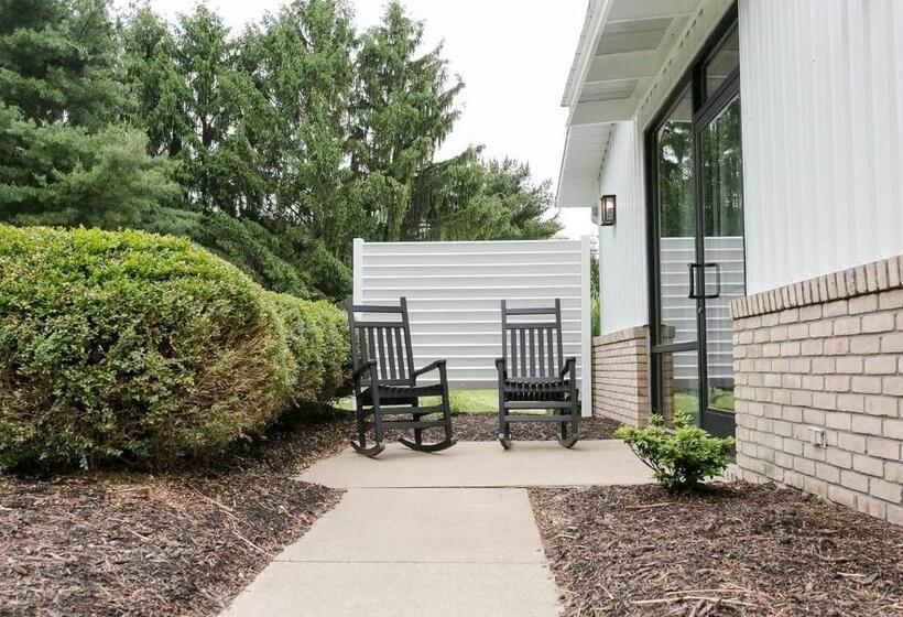 Люкс, Farmhouse Suites By Amish Country Lodging