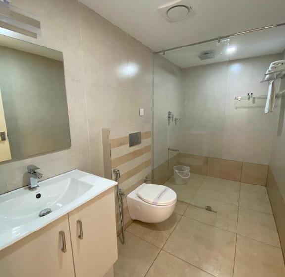 Люкс с Балконом, Munnar Ice Queen Resorts