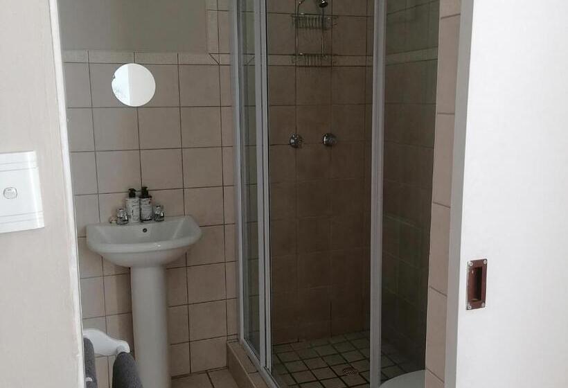 Номер Комфорт, Villa De Karoo Guest House