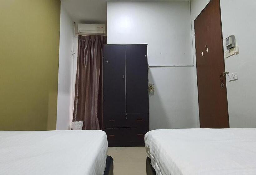 Номер Стандарт, Oyo Home 90435 Sena Home Homestay #819