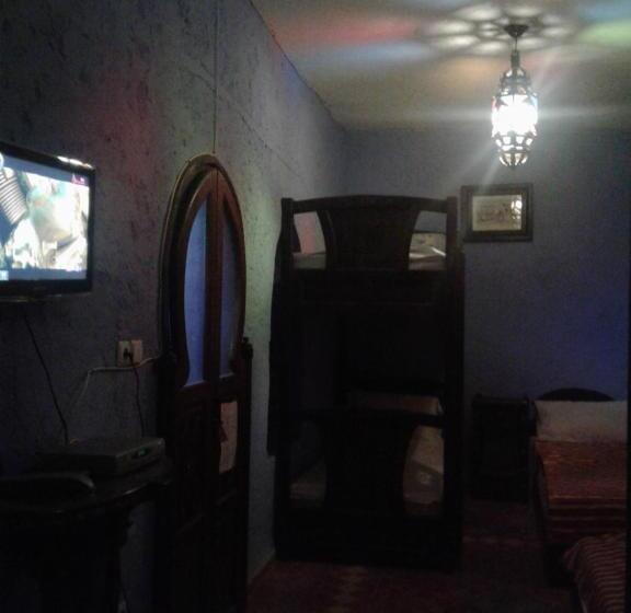 Economy Quadruple Room, Dar Lbakal