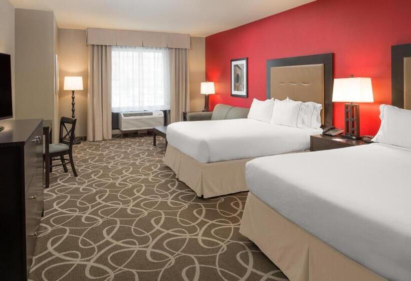 Номер Стандарт Адаптированный для Инвалидов, Holiday Inn Express Redwood National Park, An Ihg