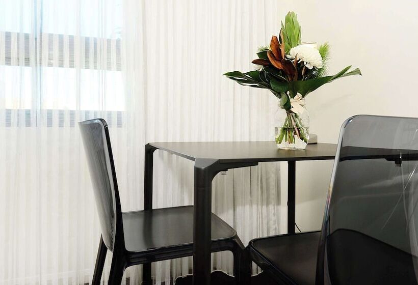 침실 1개 아파트, Oaks Gladstone Grand