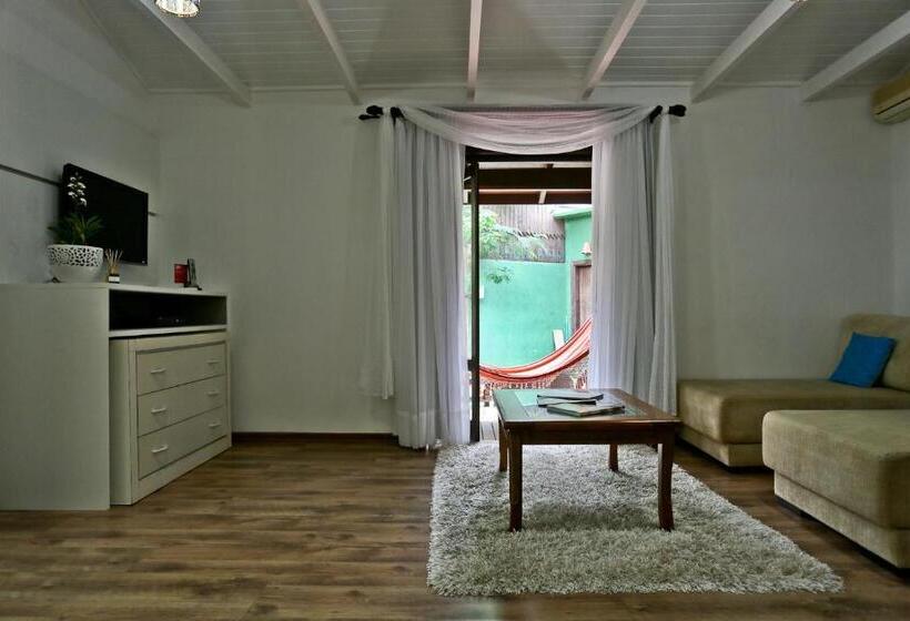 四人豪华间, Estaleiro Guest House