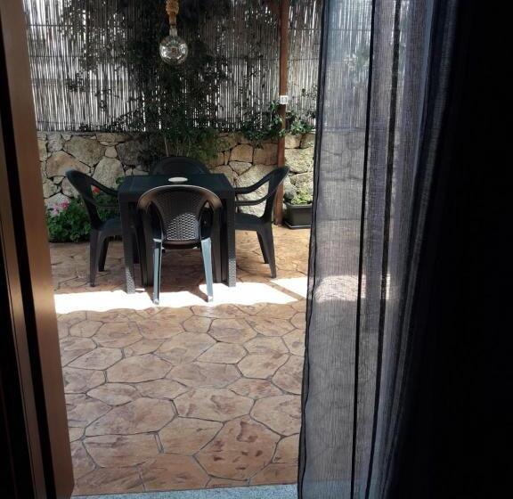 اتاق استاندارد سه نفره, Affittacamere B&b Il Fiore