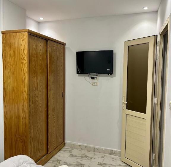 اتاق استاندارد با چشم‌انداز باغ, Life Pyramids Inn