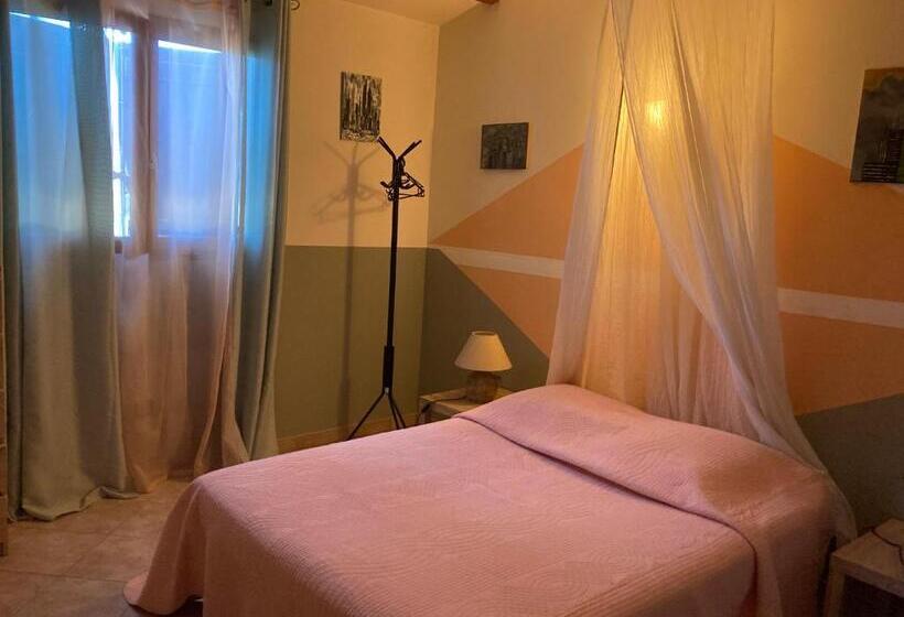 Номер Стандарт Вид на Сад, B&b Macchia Verdata Avec Piscine