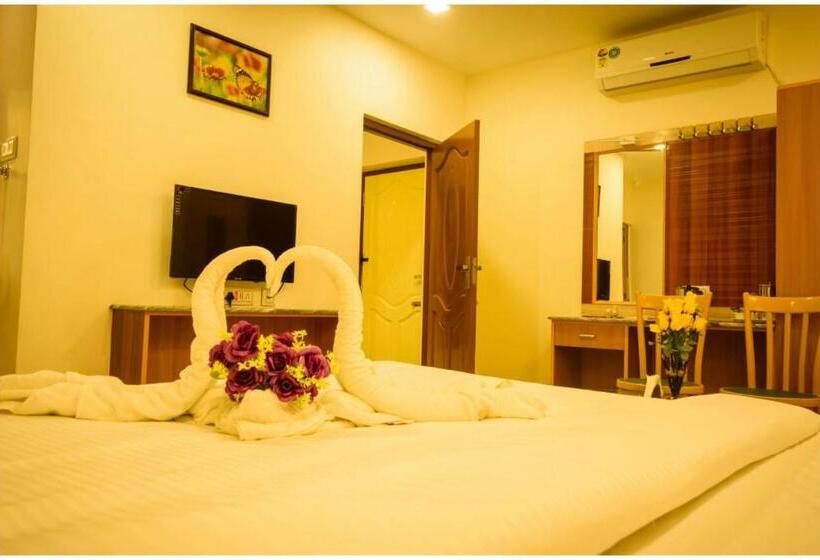 Family Suite, Sri Sarvesha Residency Temple View