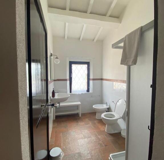 Четырехместный Номер Стандарт, Agriturismo Diffuso Monte Oliveto Maggiore